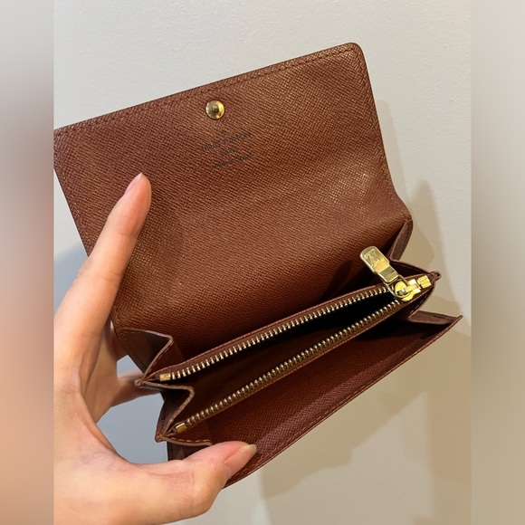 Authentic Louis Vuitton monogram bifold wallet - Picture 10 of 13